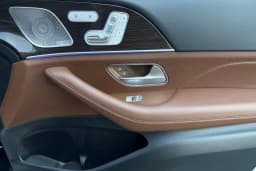 Mercedes-Benz GLS GLS 450 4MATIC SUV 2026 — side view