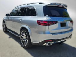 Mercedes-Benz GLS GLS 580 4MATIC SUV 2026 — side view