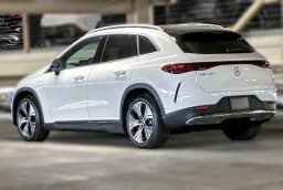 Mercedes-Benz EQE EQE 320+ SUV 2027 — side view