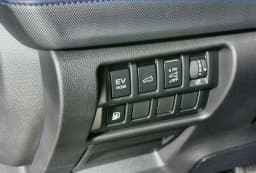 Subaru Forester Premium Hybrid AWD 2026 — side view