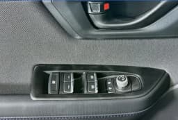Subaru Forester Premium Hybrid AWD 2026 — side view