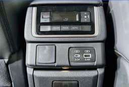 Subaru Ascent Premium 7-Passenger 2026 — side view