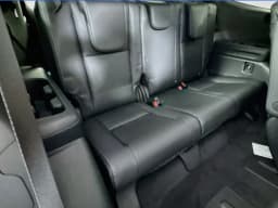 Subaru Ascent Premium 7-Passenger 2026 — side view