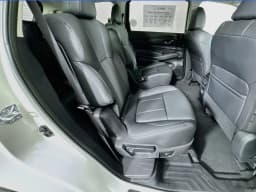 Subaru Ascent Premium 7-Passenger 2026 — side view