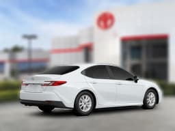 Toyota Camry LE (Natl) 2026 — side view