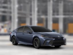 Toyota Camry SE (Natl) 2026 — side view