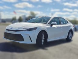 Toyota Camry LE AWD (Natl) 2026 — side view