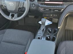 Toyota Camry LE AWD (Natl) 2026 — side view