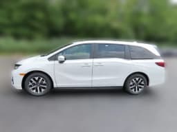 Honda Odyssey EX-L Auto 2026 — side view