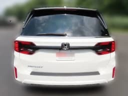 Honda Odyssey EX-L Auto 2026 — side view