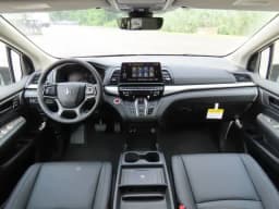 Honda Odyssey EX-L Auto 2026 — side view