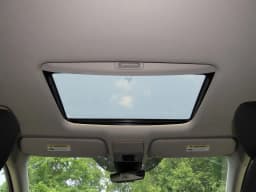 Honda Odyssey EX-L Auto 2026 — side view