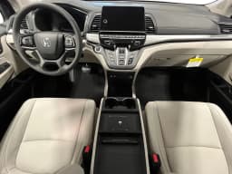 Honda Odyssey EX-L Auto 2026 — side view