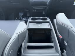 Honda Odyssey Sport-L Auto 2026 — side view