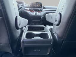 Honda Odyssey Sport-L Auto 2026 — side view