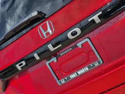 Honda Pilot EX-L 2WD 2026 — side view