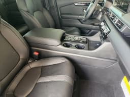 Honda Pilot EX-L 2WD 2026 — side view