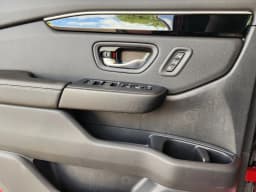 Honda Pilot EX-L 2WD 2026 — side view