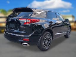 Acura RDX w/Advance Package SH-AWD 2026 — side view