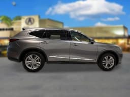 Acura MDX Base SH-AWD 2026 — side view