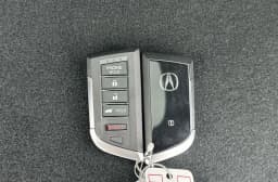 Acura MDX w/Advance Package SH-AWD 2026 — side view