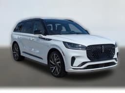 Lincoln Aviator Black Label AWD 2025 — side view