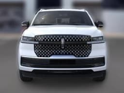 Lincoln Navigator Reserve 4x4 2025 — side view