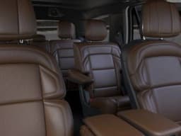 Lincoln Navigator Reserve 4x4 2026 — side view