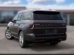 Lincoln Navigator Reserve 4x4 2027 — side view
