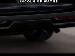 Lincoln Navigator Reserve 4x4 2027 — side view