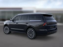 Lincoln Navigator Black Label 4x4 2026 — side view