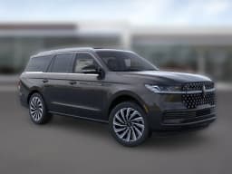 Lincoln Navigator Black Label 4x4 2026 — side view