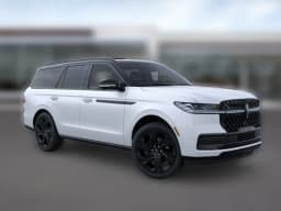 Lincoln Navigator Black Label 4x4 2026 — side view