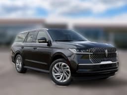 Lincoln Navigator Premiere 4x4 2027 — side view