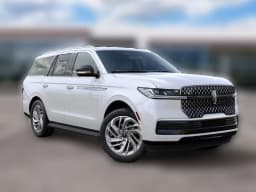 Lincoln Navigator Premiere 4x4 2027 — side view
