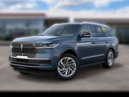 Lincoln Navigator Premiere 4x4 2027 — side view