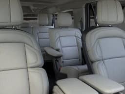 Lincoln Navigator L Reserve 4x4 2026 — side view