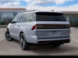 Lincoln Navigator L Reserve 4x4 2027 — side view