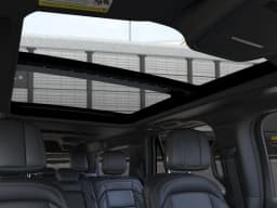 Lincoln Navigator L Reserve 4x4 2026 — side view
