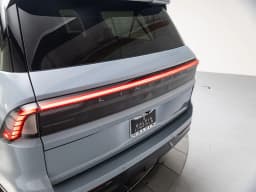 Lincoln Navigator L Reserve 4x4 2027 — side view