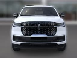 Lincoln Navigator L Reserve 4x4 2026 — side view