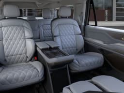 Lincoln Navigator L Black Label 4x4 2026 — side view