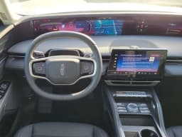 Lincoln Nautilus Premiere AWD 2026 — side view