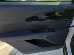 Lincoln Nautilus Premiere AWD 2026 — side view