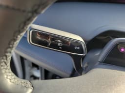Lincoln Nautilus Premiere AWD 2026 — side view