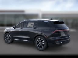 Lincoln Nautilus Premiere AWD 2026 — side view
