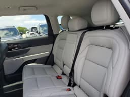 Lincoln Nautilus Premiere AWD 2026 — side view