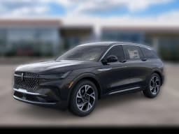 Lincoln Nautilus Premiere AWD 2026 — side view