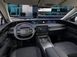 Lincoln Nautilus Premiere AWD 2026 — side view