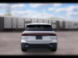 Lincoln Nautilus Premiere AWD 2026 — side view